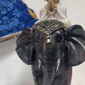 Buda dorado rezo